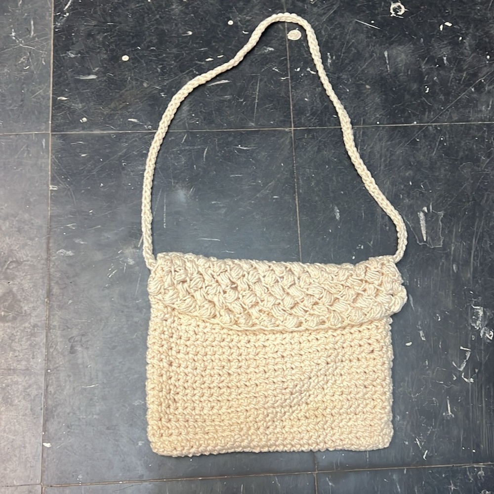 Mini Crochet Bag - Picture 3 of 7